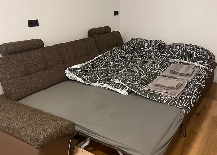 Haus In Ruhiger Lage, 20 Minuten Zum Redbull Ring * Grossing (Liezen)